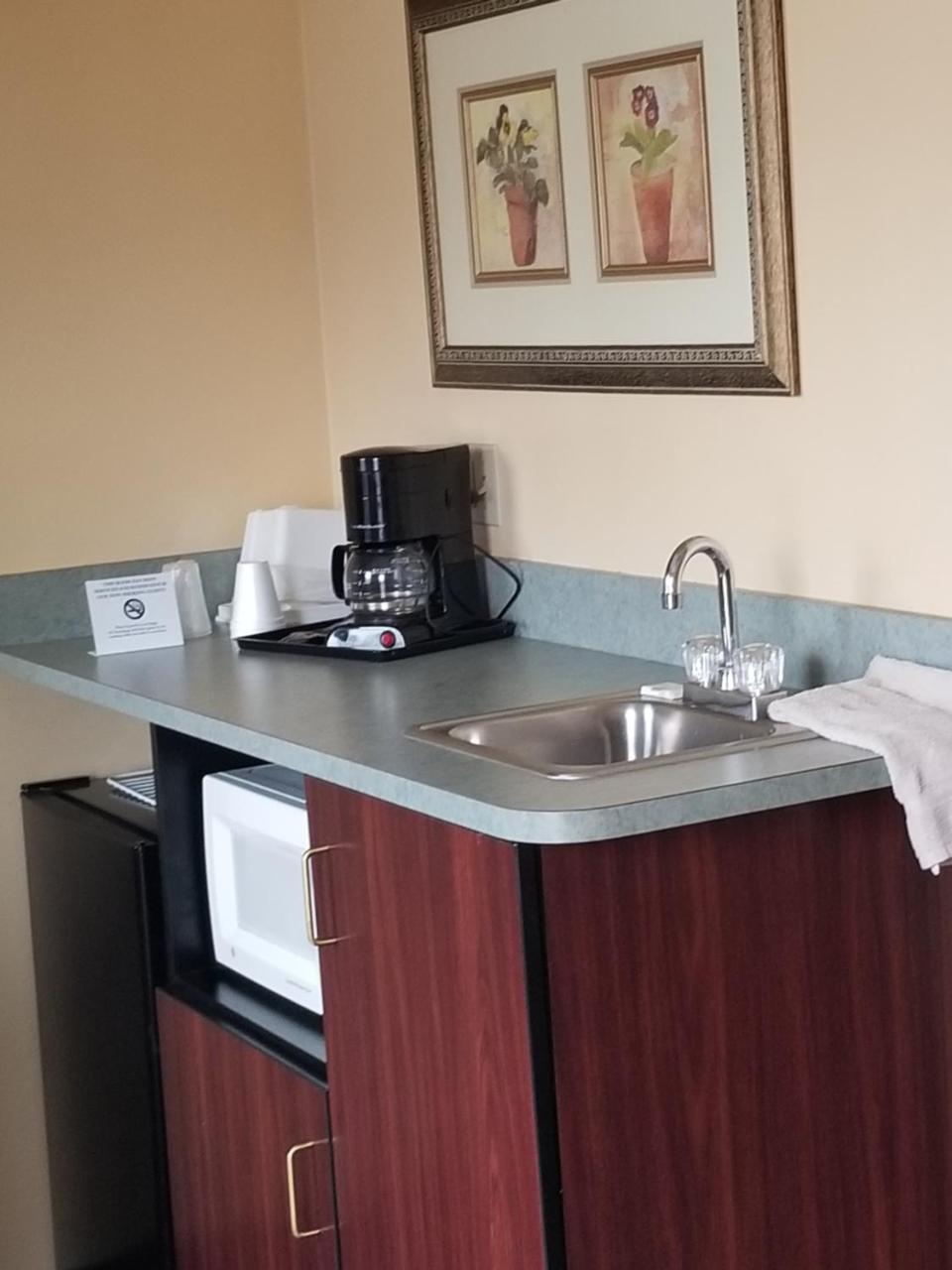 Perry-O Inn & Suites Star Junction 外观 照片